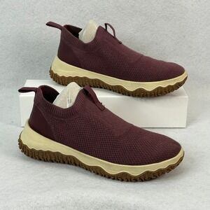 L.L.Bean Women's Sz 7 Burgundy Day Venture Slip-On Sneakers Comfort Outdoor Knit